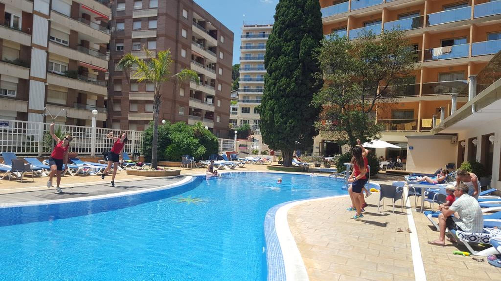 Hotel Bon Repos Calella Eksteriør billede